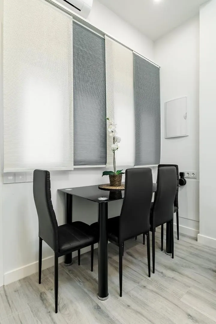 Guestready - A City Break In Madrid 0*,